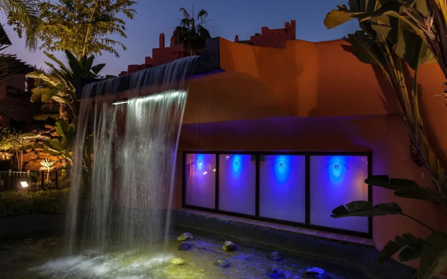 OleHolidays Torre Bermeja frente al mar y jacuzzi