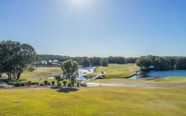 Condo 108 @ Horizons Resort & Golf, stunning course + lake Views