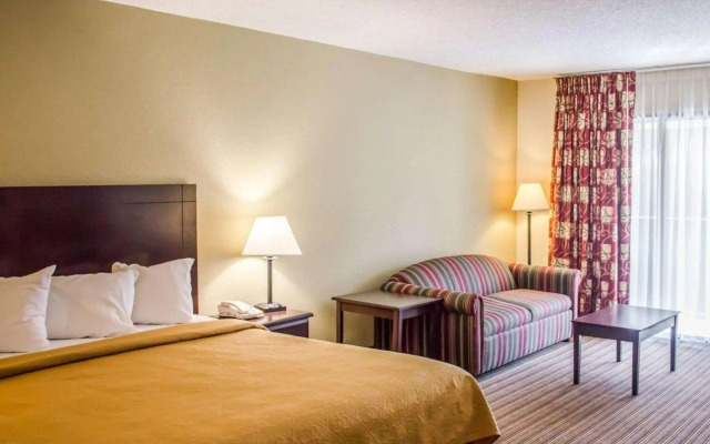 Quality Inn & Suites Pensacola Bayview