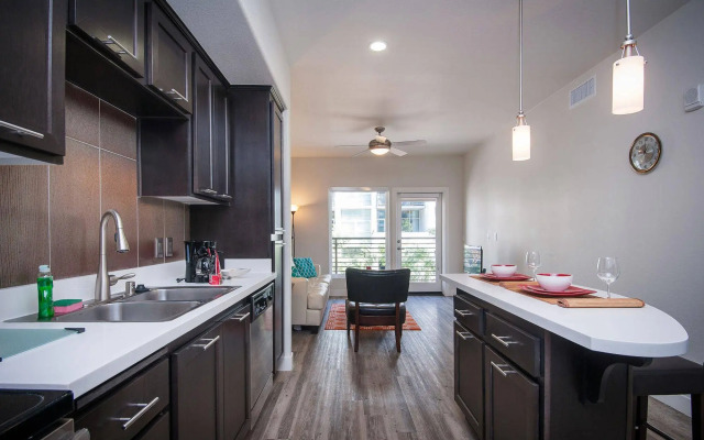 Sunshine Suites at East Village
