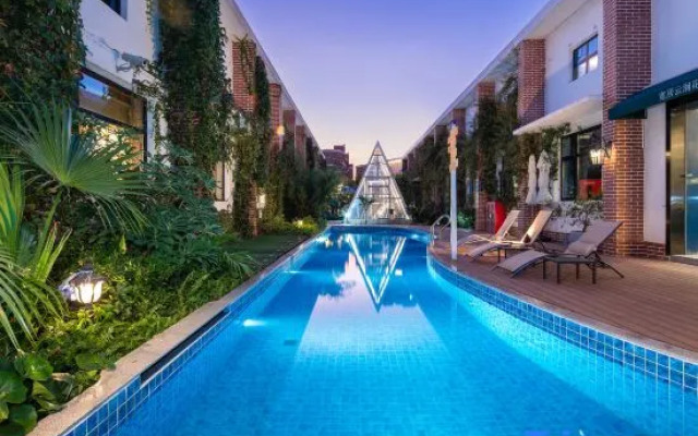 Kuan ju yun jian garden hotel