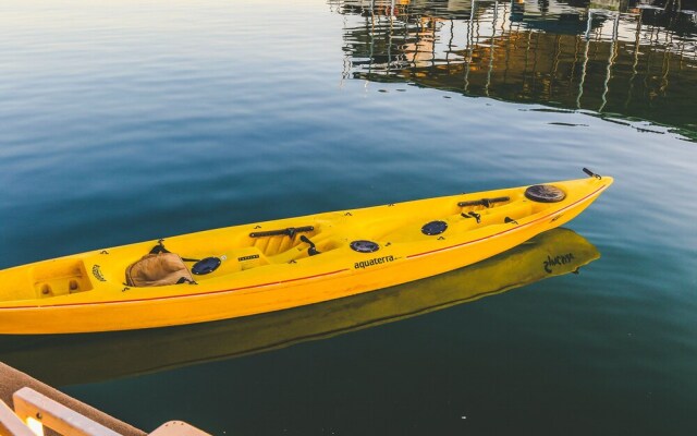 Airstream Houseboat Amazing Lake Travis View