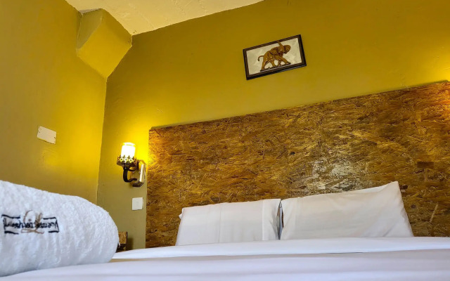 Leleshwa Getaway