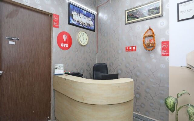 OYO 10795 Hotel RS Residency