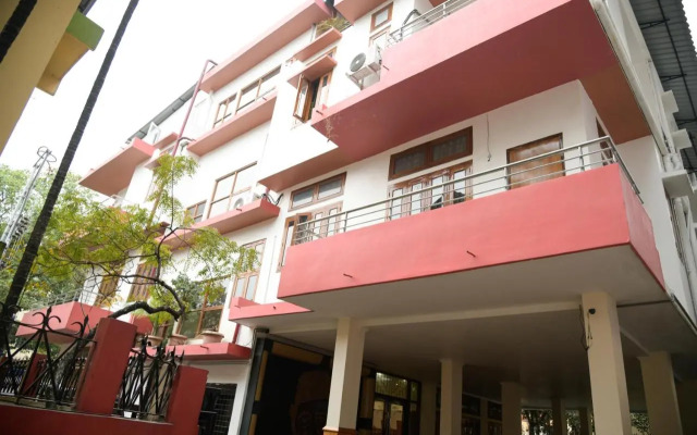 OYO 11737 Prabash Atithi Griha