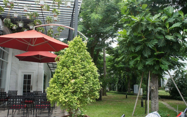 Hotel L Odeon Phu My Hung