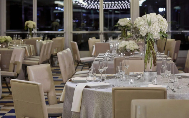 Renaissance Dallas Hotel