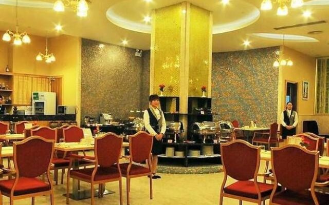 Longzhu Hotel