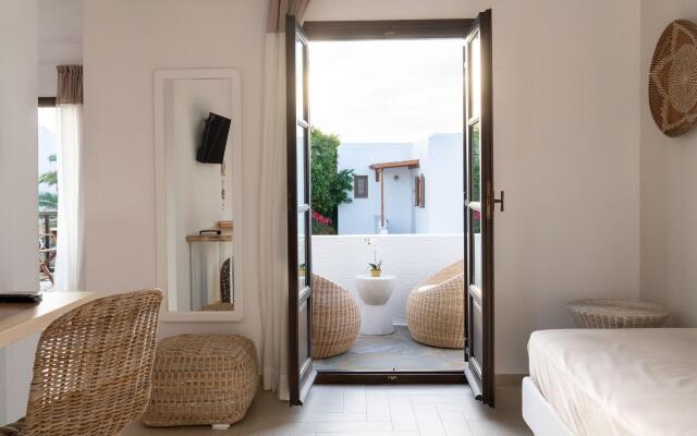 Aella Residence