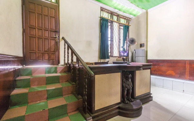 OYO 1424 Guntary Residence