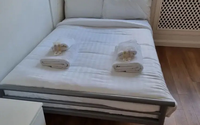 Lovely Studios North Kensington