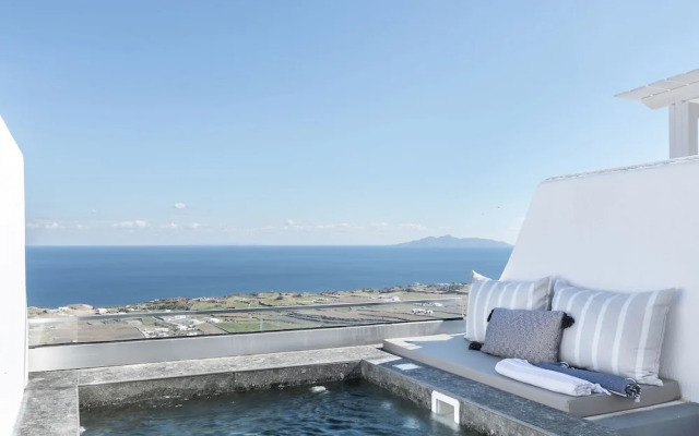 La Estrella 4 Suites with Sea View & 4 Prive Hot Tub