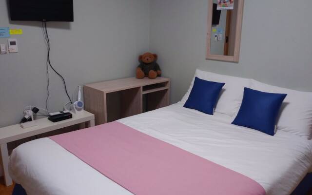 Coco Guesthouse - Hostel