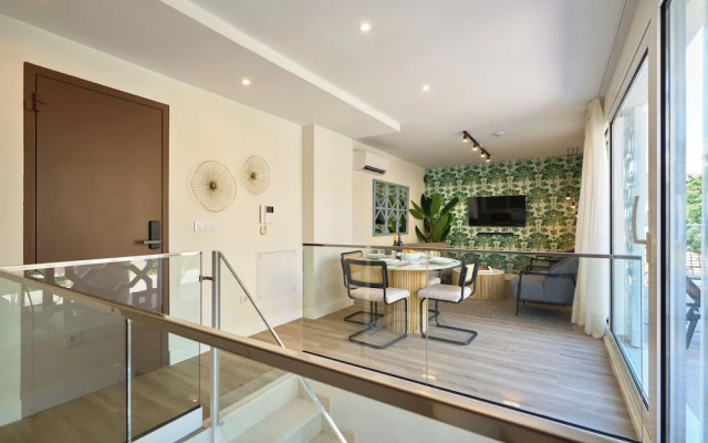 Casa Pizarro, by Homing U