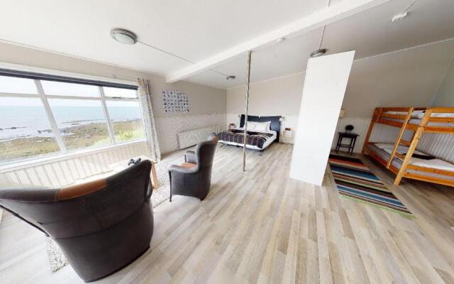 Kleifar: Ocean View Apartment