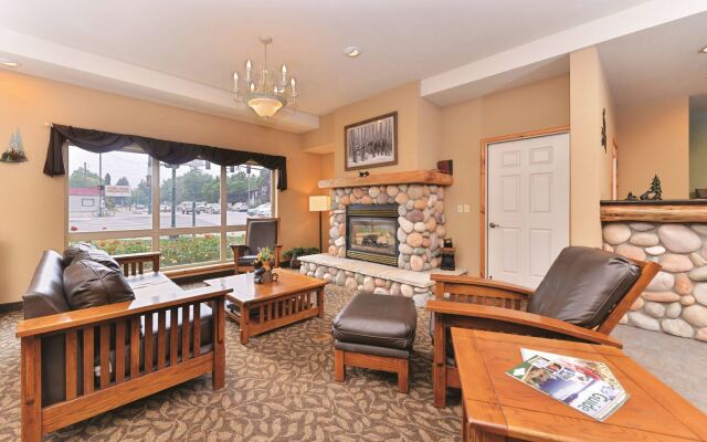 Sandpoint Hotel & Suites Downtown