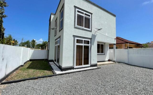 Immaculate 2-bed House in Dar es Salaam
