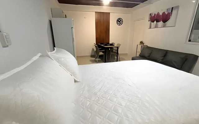 Apartamento cerca a la playa Punta Roca