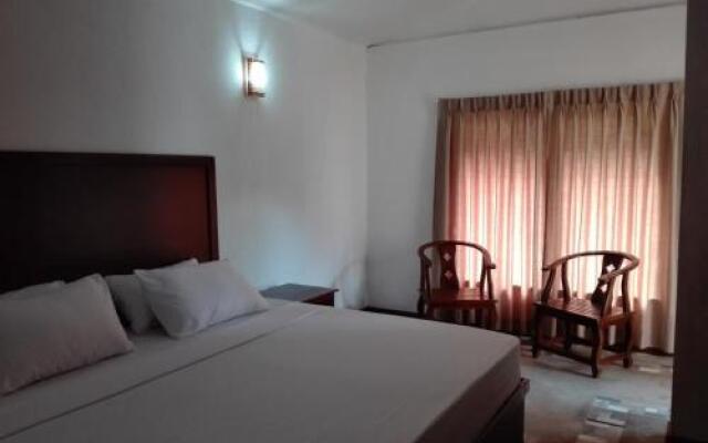 14th Century Resort