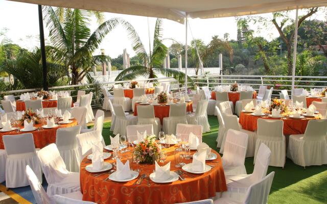 Holiday Inn Express Hotel & Suites Cuernavaca by IHG