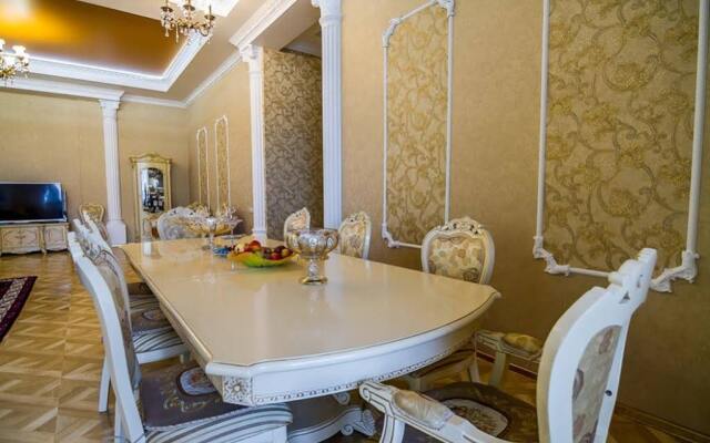 Yalana Guest House