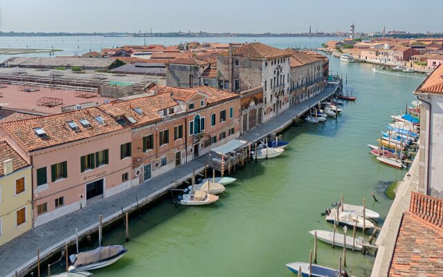 NH Collection Venezia Murano Villa