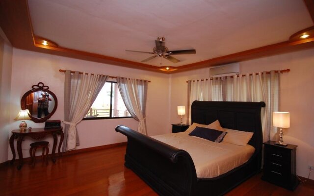 Edie's Bahay Aplaya and Spa