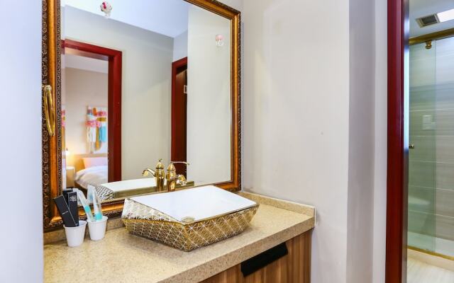 Wonderoom Boutique Apartment on the bund