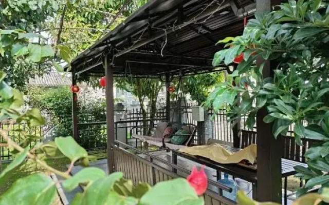 Tengchong Yuntian Hot Spring Homestay