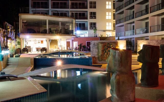 Bayshore Oceanview Apartment F11-f12