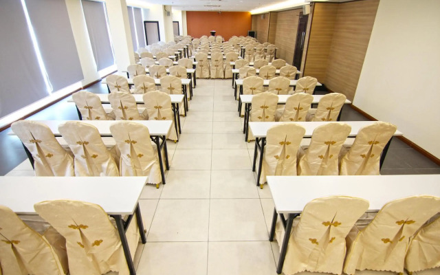 Putatan Platinum Hotel