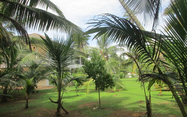 Raja Beach Hotel