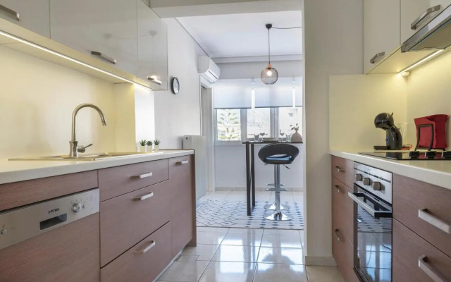 Bright 3 bd apt, Hellenikon Metr. Park , Glyfada