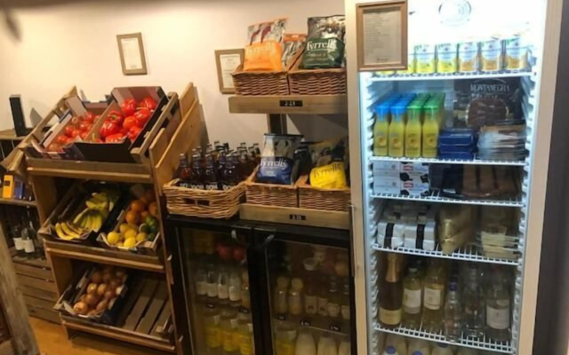 Horse & Groom - Upper Oddington