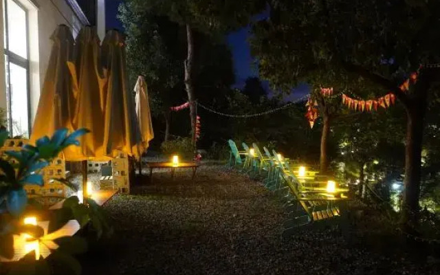 Zhiji Xiaoyin Homestay (Wuyuan Wenbo Art Park)