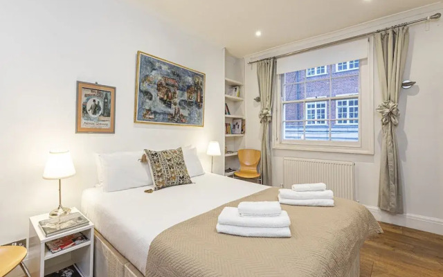 Stylish&Spacious 4br House W/Parking in Kensington