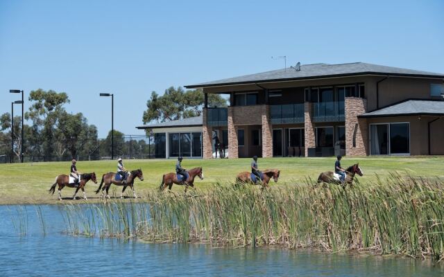 Jolong Park Clubhouse