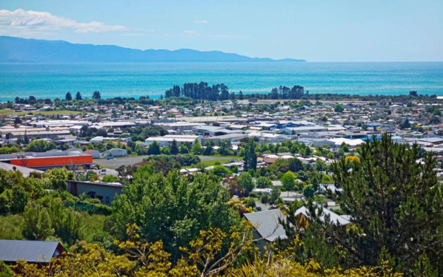 Aporo Nelson Holiday Home