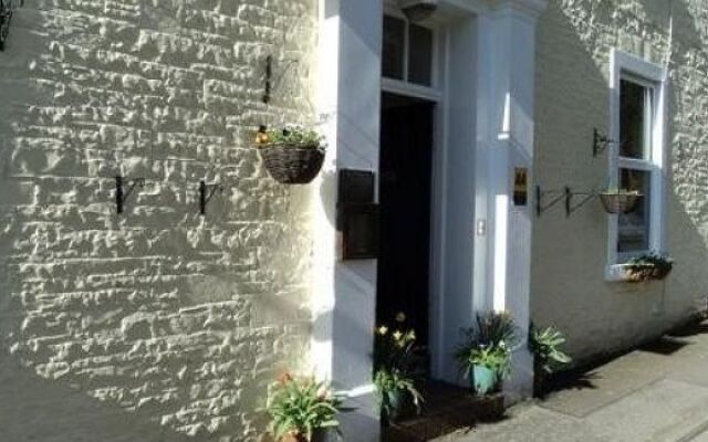Limetree House Guest House