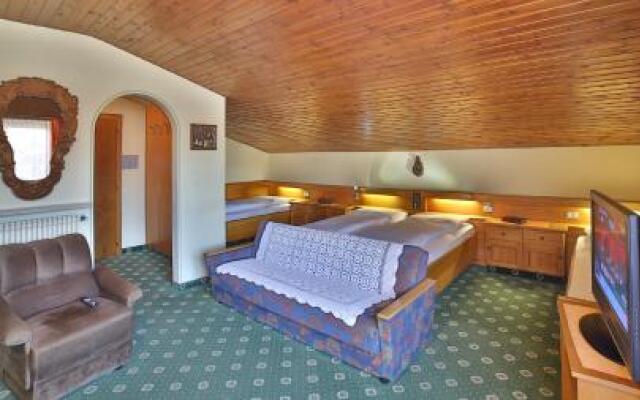 Hotel Serles