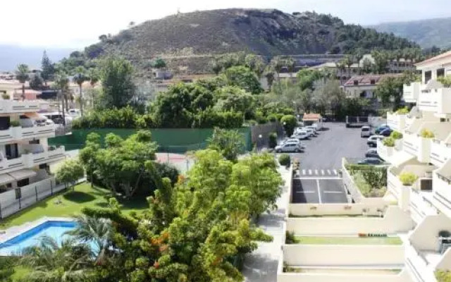 Prime Homes-Bright Attic 2bd Apartment