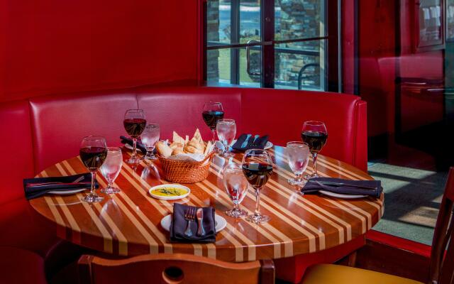 Crowne Plaza Boston - Woburn by IHG