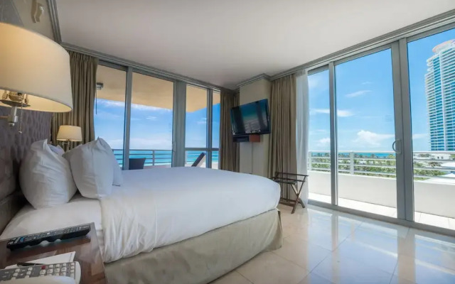 Bentley Beach Club by Edgewater One VR