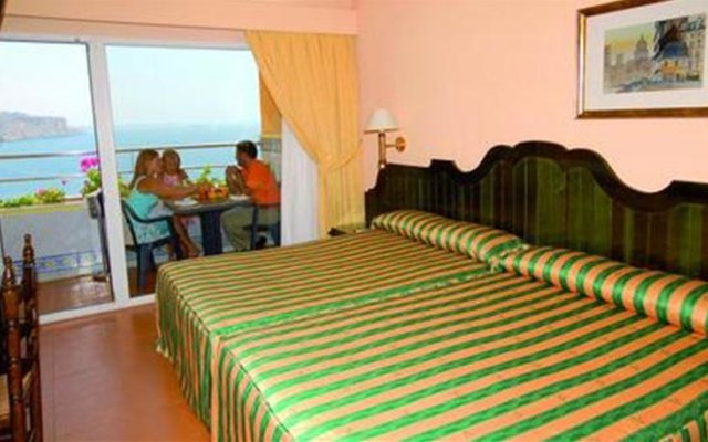 Diverhotel Odyssey Aguadulce