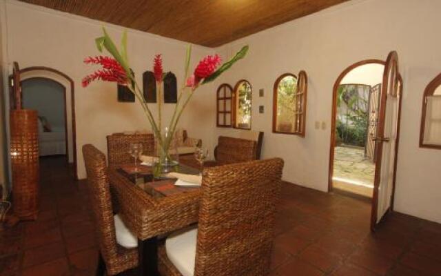 Casa Lucia Boutique Suites & Apartments