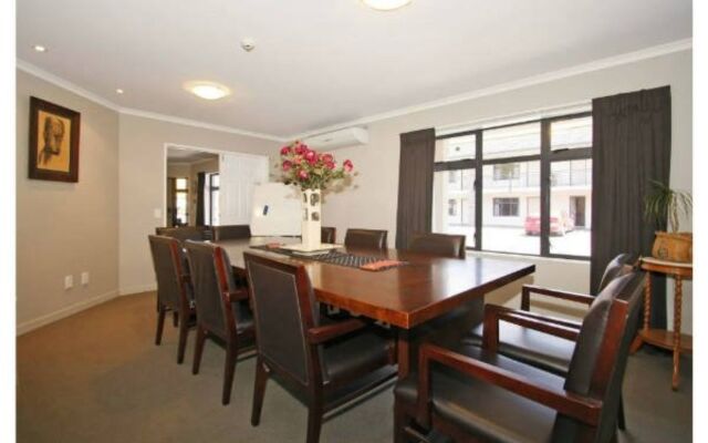 Aotea Motor Lodge