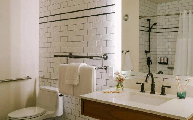 FOUND Hotel, Santa Monica