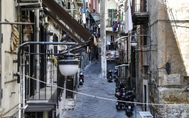 O Panaro ai Quartieri Spagnoli by Wonderful Italy