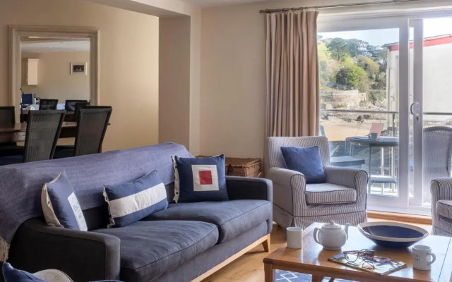 South Sands Hotel