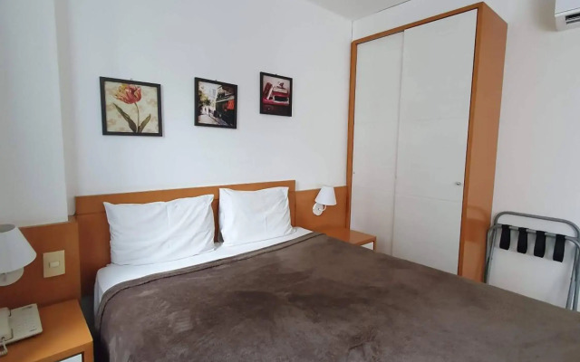 Bristol Praia do Canto